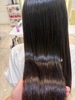 ケンジ 平塚 アネッタ(KENJE annetta) 艶髪 縮毛矯正ビフォーアフター