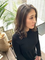 ダブル(W)&nbsp;【hair salon W】ハイライト外ハネミディ