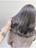 透け感たっぷりグレージュ