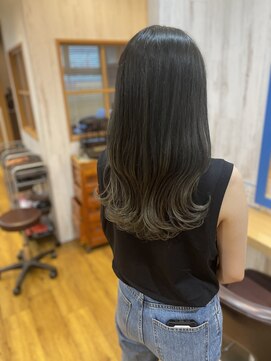 ルチア(Lucia) グラデーション/イヤリングカラー/バイカラー/30代40代50代