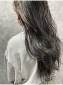 ニュアンスでトーンダウン！ローライトで作るグレージュカラー