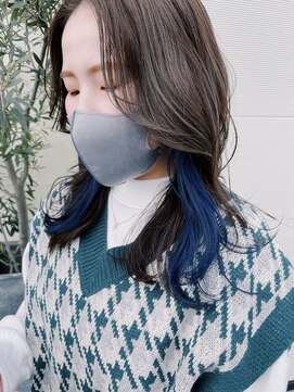 アヴァンセ サニー美容室 イヤリングカラー