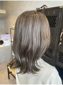 ハイライトカラー 柔らかアッシュグレージュ