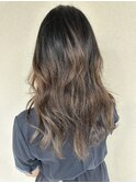 グラデーションカラー　クールベージュ