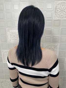 トリエラ 池袋(TRIELA) ダブルカラーコバルトブルー