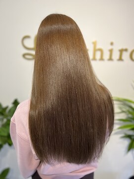 リタサード(Lita third) 明るめベージュ