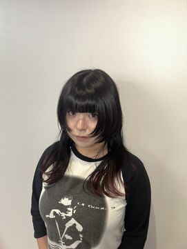 シーバイスリー 綱島(C×3) ウルフカット×ワインレッド