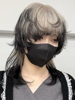 ウィコ 新宿(WICO)&nbsp;ルーツカラー[新宿駅/オリーブグレー/クラゲヘアー]