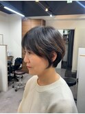 小顔見せミニボブ切りっぱなしボブくびれボブ前髪あり外はね丸み