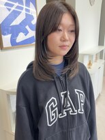 ノルン バイ シェリッシュ(Norn by sheriche)&nbsp;Norn○ ミディアムレイヤー / ミルクティーブラウン