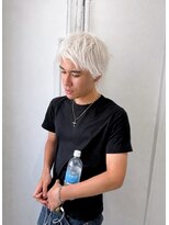 ミュー(Mu)&nbsp;アクティブショート　ホワイトブリーチ　ホワイトブロンド