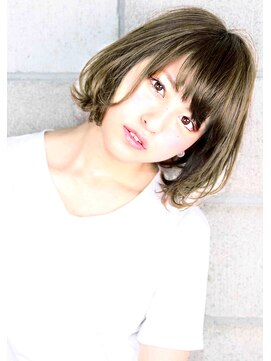 ヘアサロン ガリカ 表参道(hair salon Gallica) ☆ グレーベージュ  ×  毛束感 ☆ ふんわりBobスタイル♪