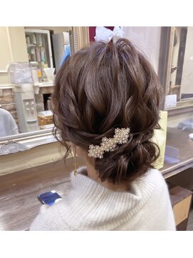 セットサロンエース(Set salon Ace) ゆるウェーブ　およばれ　アップヘア