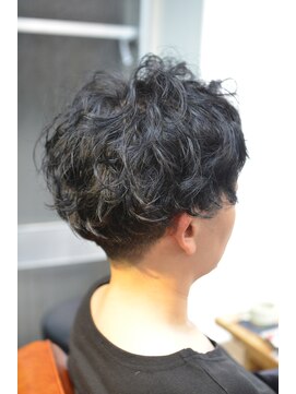 ポタム 東中野(potamu) ツーブロック女子、スパイラルパーマ