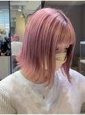 ba575_ニュアンスカラーオン眉ショートミルクティーピンクボブ