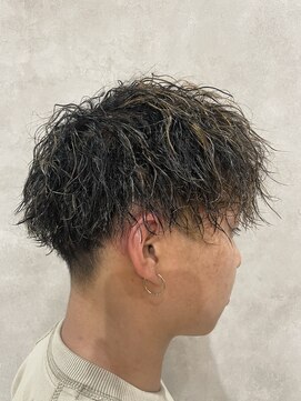 ターフタカサキディエル(TURF TAKASAKI D.L) 刈り上げツイストスパイラル