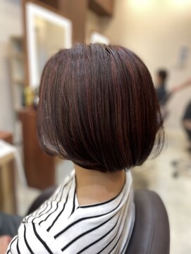 アリレイナ 衣笠店(ARIREINA) 大人かわいいショートボブ＋脱白髪染めハイライト