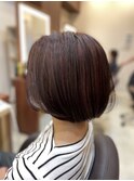 大人かわいいショートボブ+脱白髪染めハイライト
