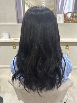 アンド ラ ブランシュ(&.La Blanche) ミディアムヘア/斜めバング/グレージュカラー/シルキーベージュ