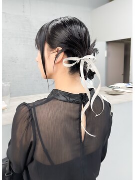 ノード(NODO) ツインシニヨンのリボンアレンジ