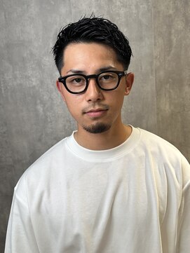 ザ オーダー(THE ORDER) 名古屋栄シャドウパーマツイストスパイラルパーマセンターパート