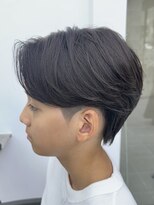 ビューブルー 亀戸錦糸町(VIEW BLUE)&nbsp;毛流れニュアンスパーマメンズセンターパート/カルマパーマ眉毛