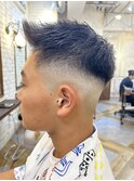 〈キシタクヘアー〉ジェットモヒカン×スキンフェード