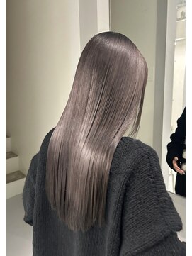 サイ(sai) 前髪/アンブレラカラー/こなれミディ/イメチェン/ウェーブパーマ