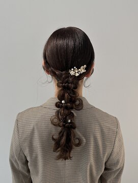 ミンクスオーバー(MINX OVER) 【編み下ろしヘア】