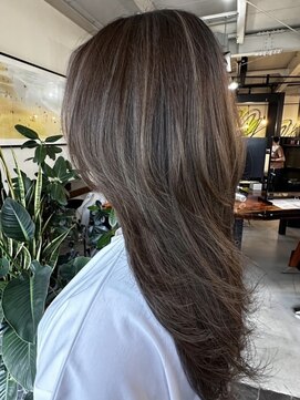 リム(Rim) 白髪ぼかしハイライト