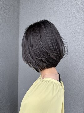 クオン 伊勢崎(QUON.) ショートボブ