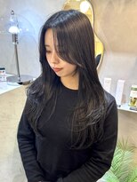 ジーナ 天神(Zina)&nbsp;韓国ヘア/レイヤーカット/顔周りカット/コリアンブラック