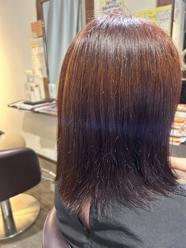 ウィーズヘアー(Weed's Hair) 艶ブラウンのナチュラルミディ