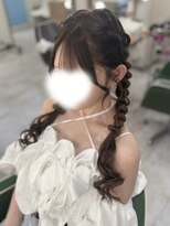 ヘアメイク エンカレッジ(HAIR MAKE encourage)&nbsp;編み込みツインテール/三つ編み