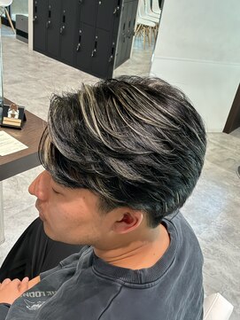 アッシュ 武蔵新城店(Ash) 新城明るい白髪染め白髪ぼかしハイライト 大人ショートボブ