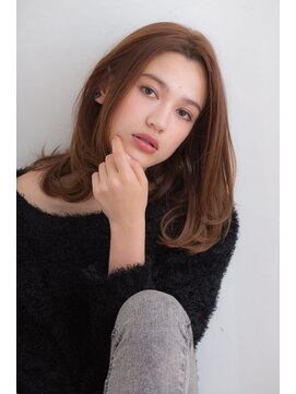 アリエッタ アザブ(ARIETTA AZABU) 【aRiettaAZABUスタイル】センターパート/髪質改善/ツヤ髪/小顔
