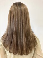 ヘッズ 本八幡店(HEADS)&nbsp;マロンベージュ　ニュアンスマッシュ　チラ見せカラー