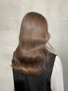 エヴァー(ever) マッシュ/くびれヘア/ビタミンカラー[表参道駅/原宿駅]