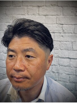 銀座マツナガ 新宿野村ビル店 フェードツーブロック