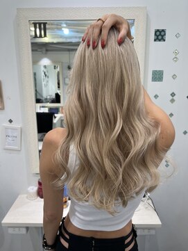 ラピス 池袋(Lapis) ホワイトブロンドcolo