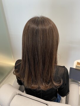 コム モア(COMME MOI) ミディアムワンレングス