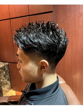 ヘアモード キクチ 銀座店 銀座 理容室 メンズパーマ フェードカット ビジネス