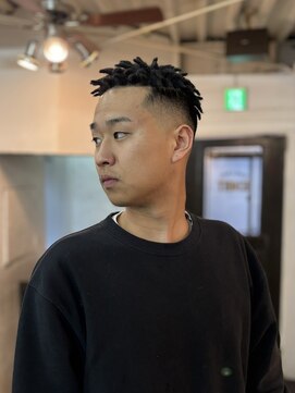 ビーバイエイトジェンツ(Bee by EIGHT GENTS) MEN'S HAIRマッシュウルフアッシュブラックカルマパーマ