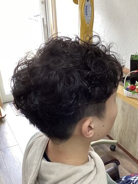 ひばり 美容室 メンズパーマ