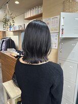 リラ バイ クオーレ(LIRA by CUORE)&nbsp;酸性縮毛矯正×切りっぱなしボブ