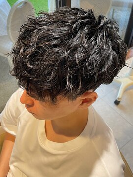 カインド 南青山(hair&make up KIND) 波巻きパーマ スパイラルパーマ 縦落ちパーマ メンズ men's