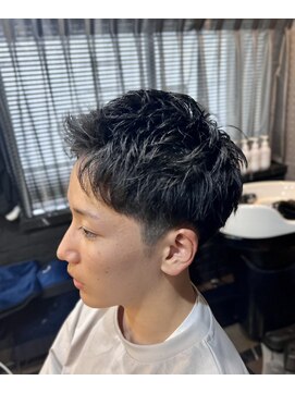 カスミ 霞(KASUMI) 王道まっすぐ短髪ショート。 20代/大学生/高校生