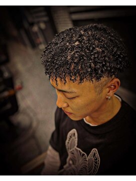 ゾーマ(ZOUMA) ショートハードパーマ