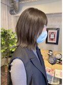 ヘーゼルベージュレイヤーカットブリーチなしダブルカラー
