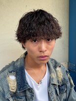 波巻きスパイラルパーマメンズカットシャドウパーマ30代原宿